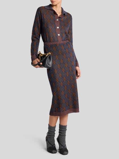 KNIT SKIRT WITH TIE-INSPIRED MOTIF