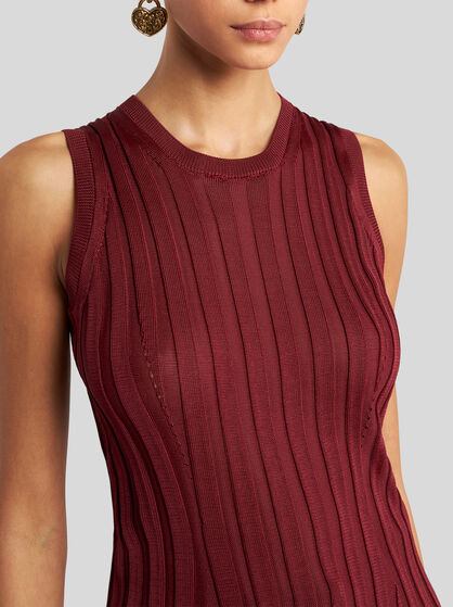 RIBBED TOP