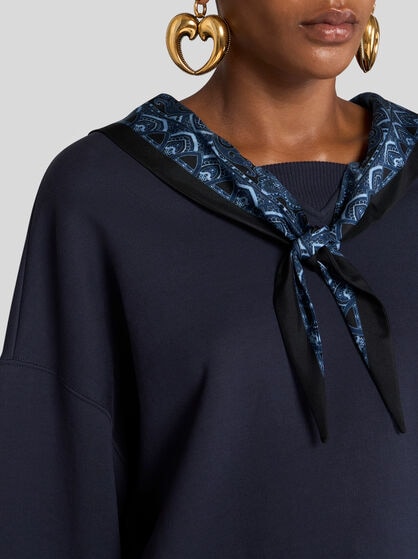 SWEATSHIRT WITH PRINTED SILK SCARF