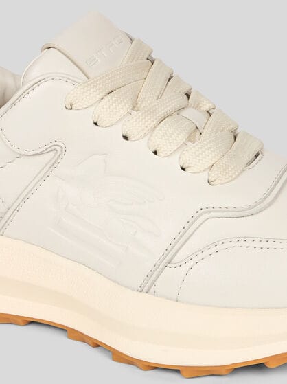 RUNNING SNEAKERS WITH PEGASO
