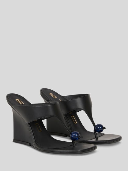THONG SANDALS WITH WEDGE