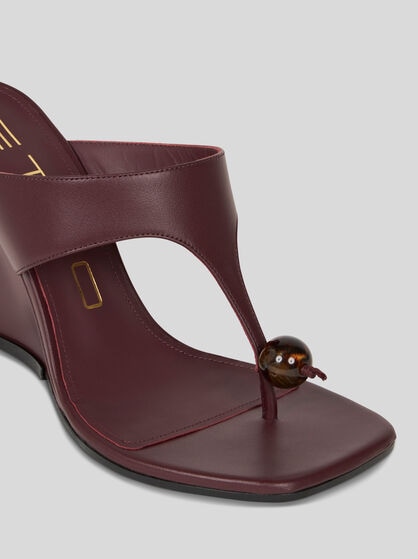 THONG SANDALS WITH WEDGE