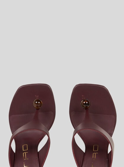THONG SANDALS WITH WEDGE