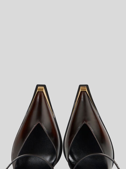 LEATHER COURT SHOES