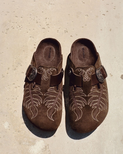 Birkenstock by Etro Boston model in brown