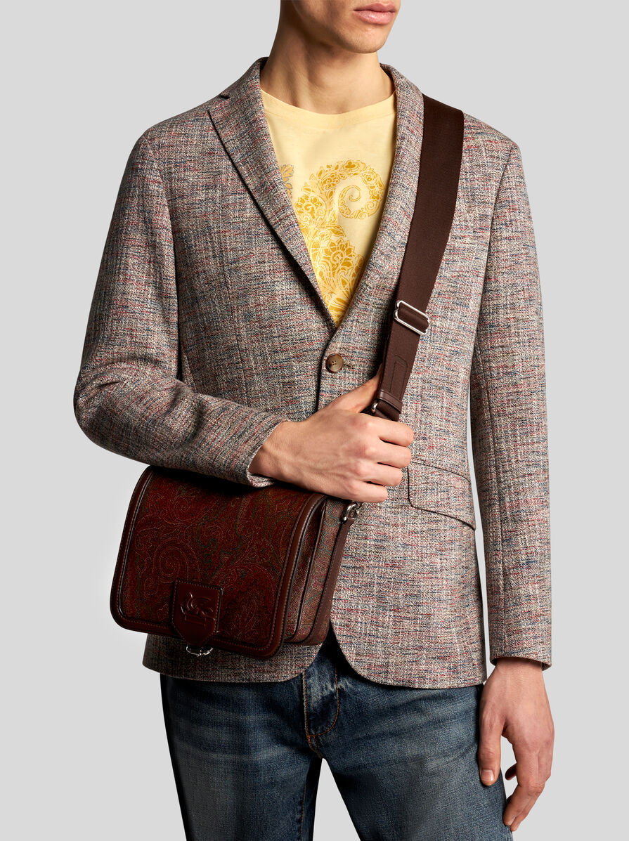 【関税&送料込】Etro Crossbody Etro Essential S Arnica Pelle SMALL ETRO ESSENTIAL ARNICA CROSSBODY BAG WITH EMBROIDERY