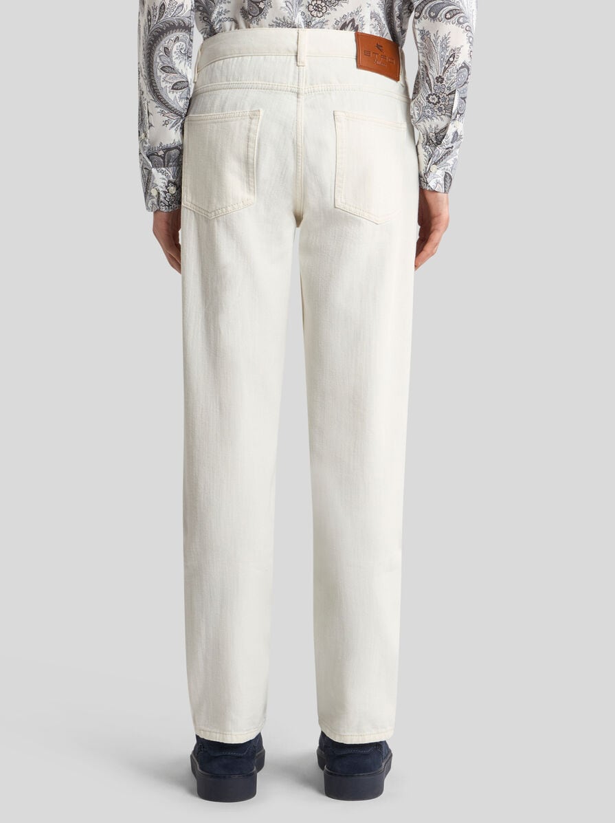 【関税・送料込み】ETRO JEANS WHITE COTTON DENIM JEANS ETRO Size 29 US Size 8 Gray Embroidered Cotton Denim Jeans