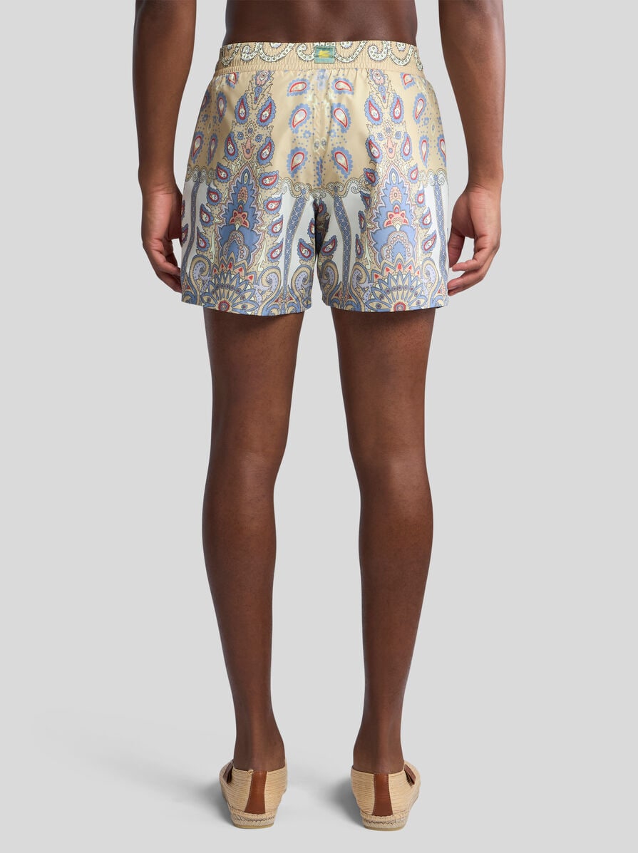 ETRO エトロ　ペイズリー　水着　スイムウェア 夏を盛り上げる大胆柄！エトロのスイムウェア＆バッグを