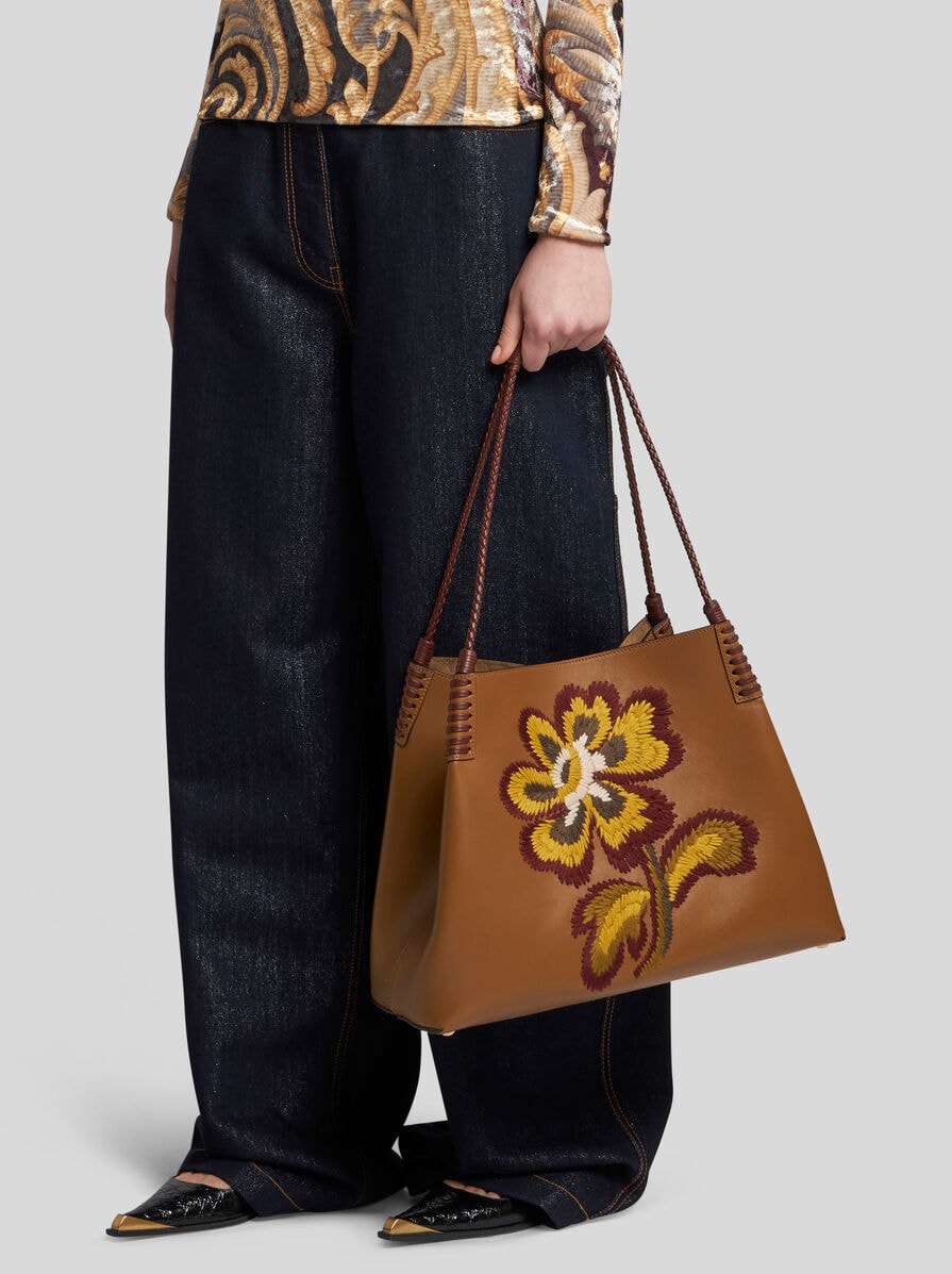 VIP【関税送料無料】希少 Etro Libra S Handbag Etro Medium Libra Leather Shoulder Bag | Saks Fifth Avenue