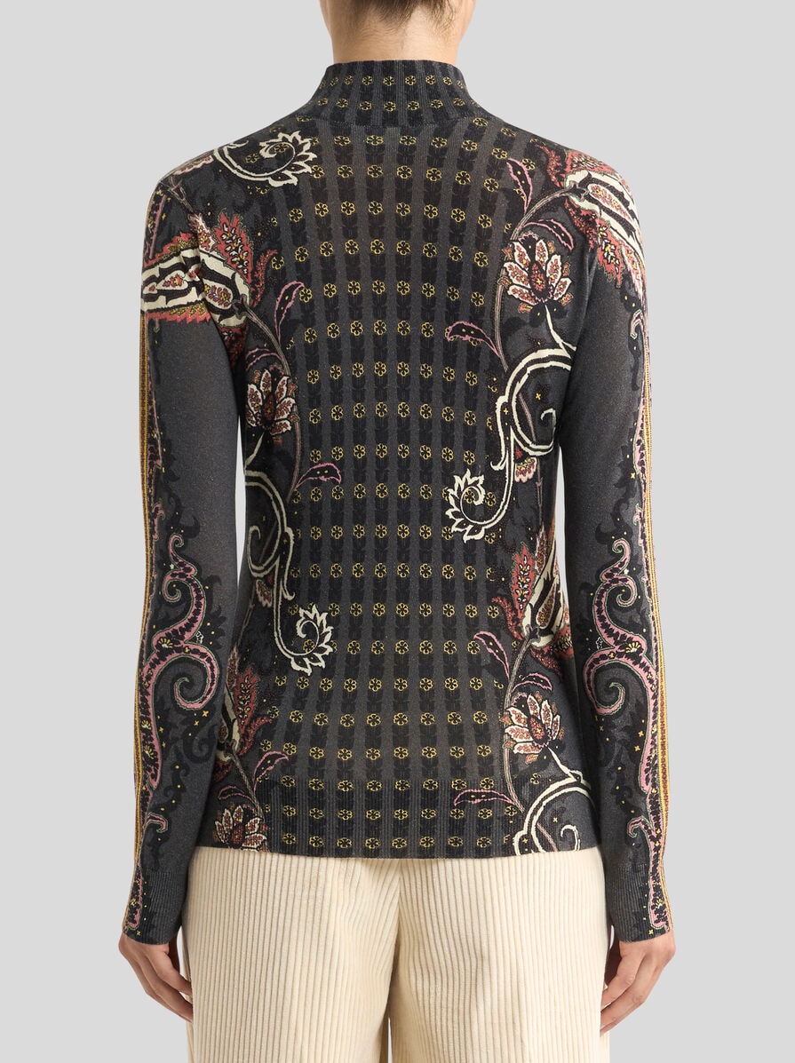 フローラル ペイズリーモチーフ シルク＆カシミア タートルネック